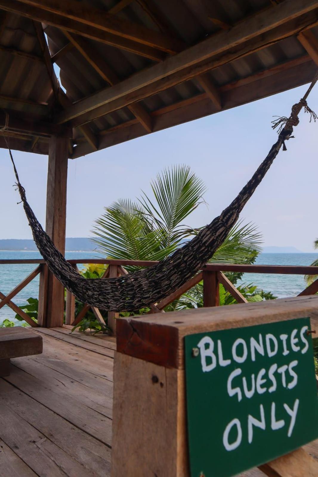 Blondies Koh Rong Villa Sok San Village Exteriör bild